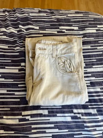 Jean Carpenter beige