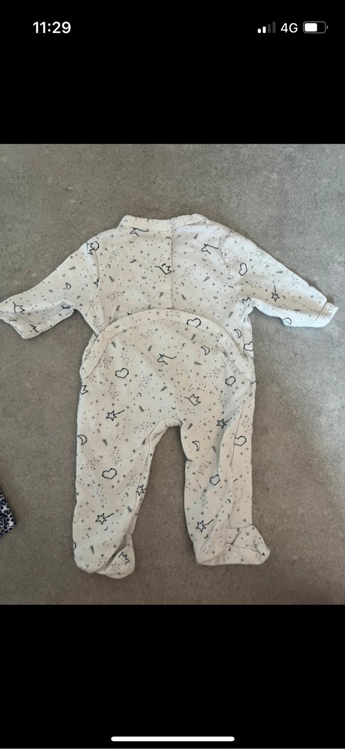 Body et pyjama - photo numéro 4