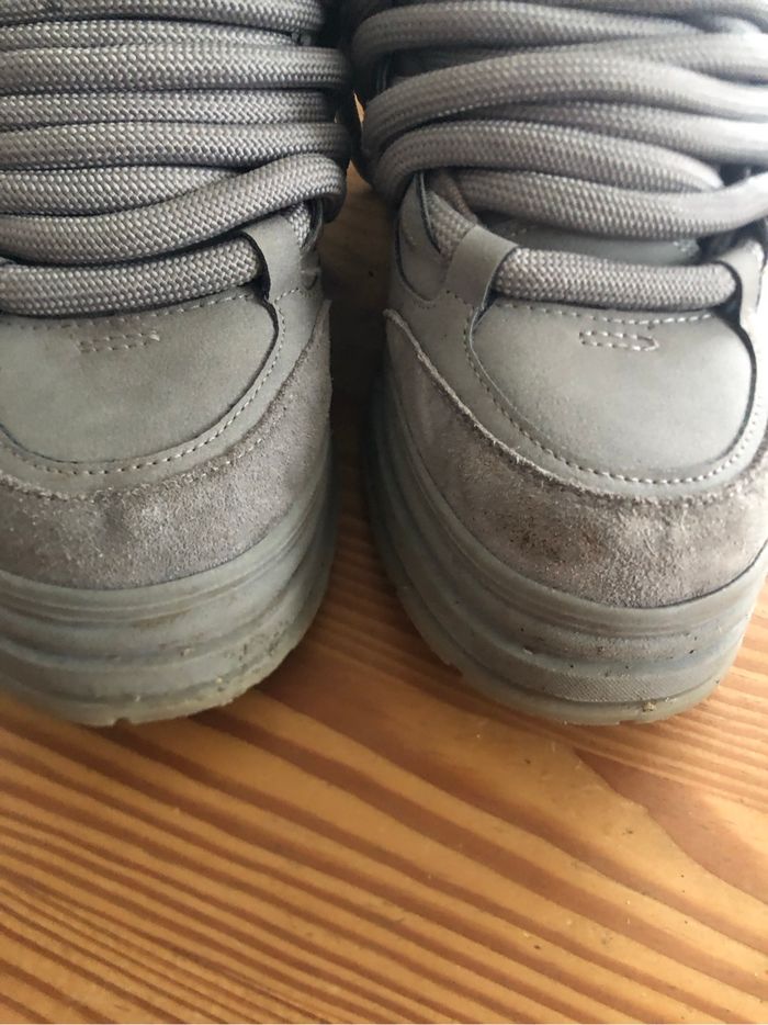 Basket bershka taille 43