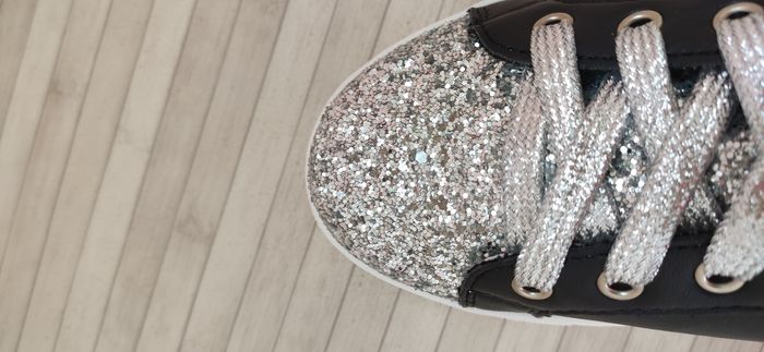 Sneakers à lacets noires et grises - photo numéro 6