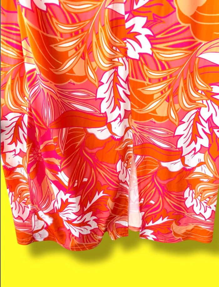 Robe fleurie correspond plutôt à un L - photo numéro 4