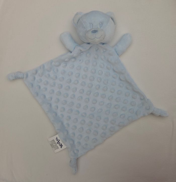 Doudou ours bleu losange relief boules - Mafer