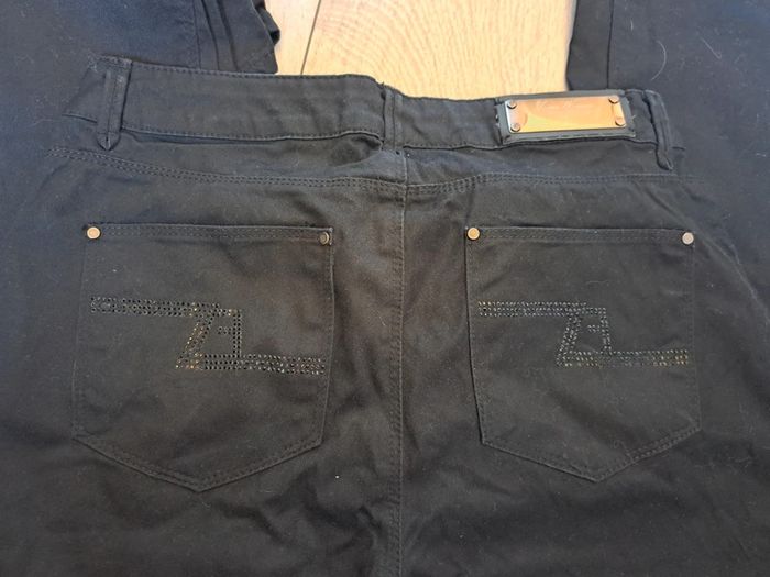 Jeans Noir - photo numéro 4