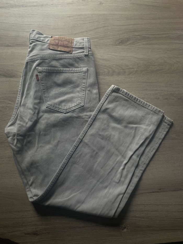 Jean Levi’s 501 gris femme – Taille 36/30 (46FR)