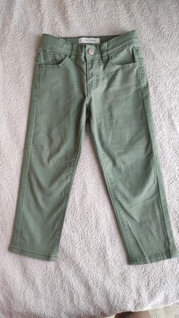 Pantacourt skinny vert kaki kiabi 5 ans