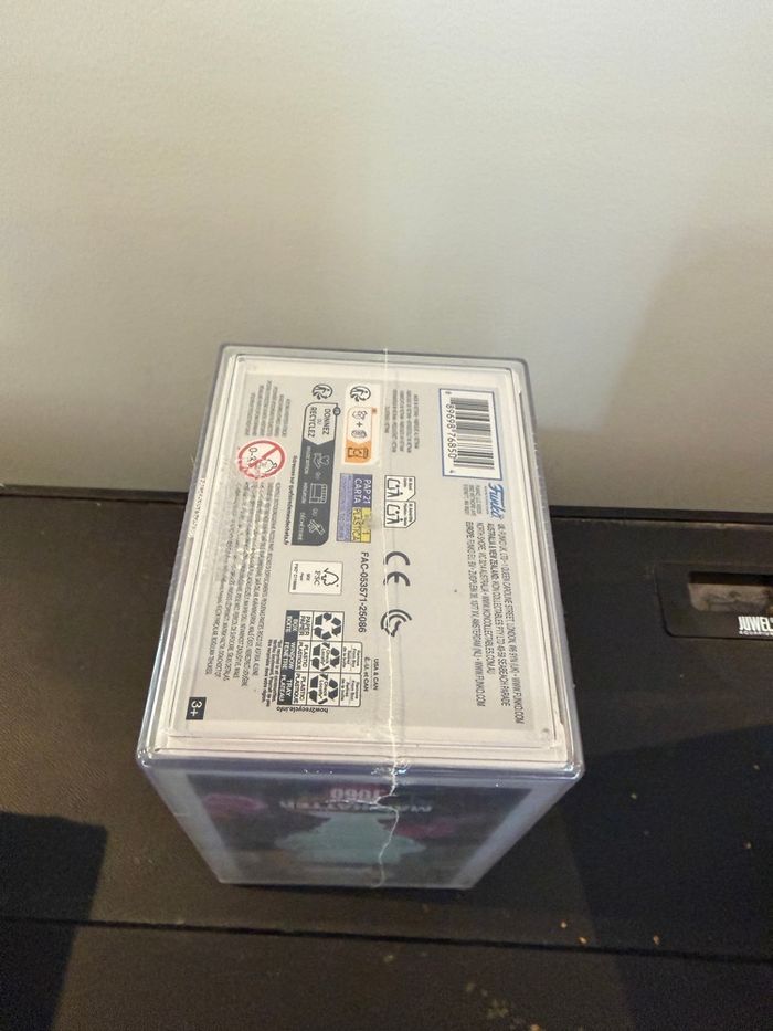 Funko Pop Mad Hatter #1060 (Glow in the Dark) Limitée 5000 pcs - photo numéro 5