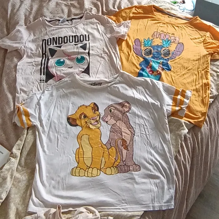 Pas de vintedgo go svp ! Lot de 5 tee-shirts Disney