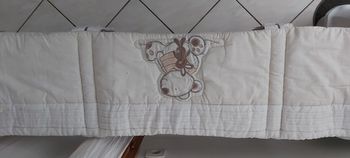 Tour de lit pour lit à barreau