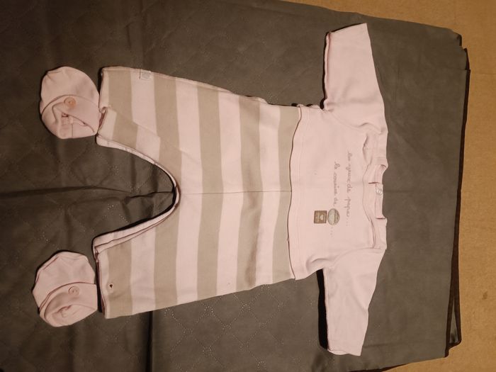 Lot de vêtements bébé fille naissance 0 mois (8 pièces) - photo numéro 2