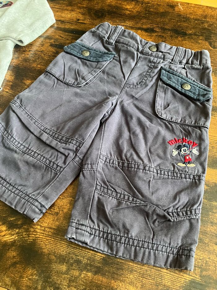 Lot pyjama et pantalon Disney Mickey taille 6 mois - photo numéro 3