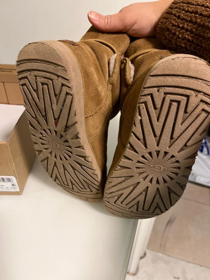 Bottine Ugg - photo numéro 5