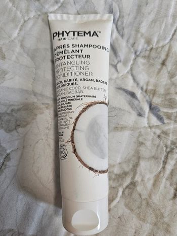 Après shampoing démêlant