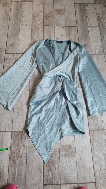 Robe missguided taille 34 en très bon état