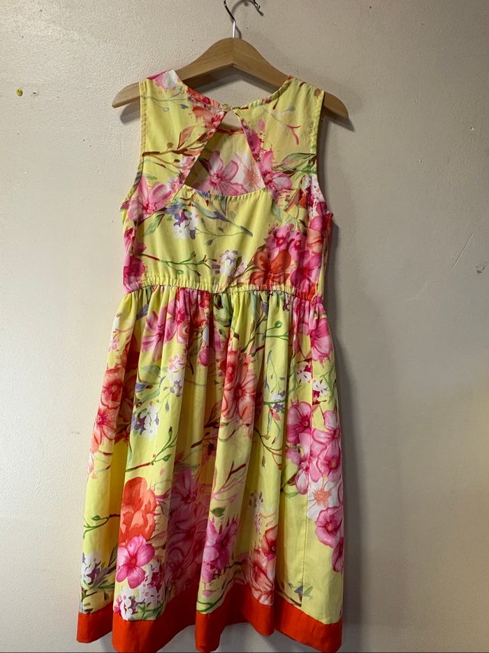 Robe fille taille 134 - photo numéro 4