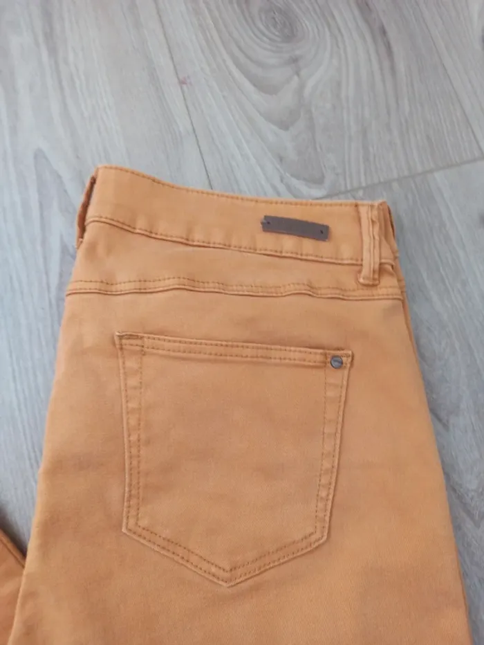 Pantalon slim moutarde - photo numéro 2