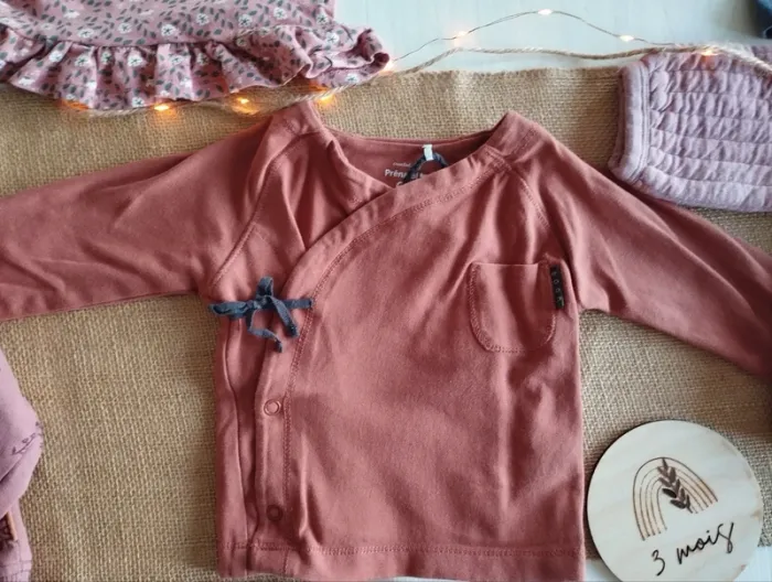 Lot tenues et robes, bébé fille hiver, taille 3 mois - photo numéro 5