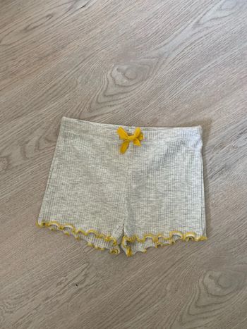 Short Okaïdi, taille 3 ans, neuf