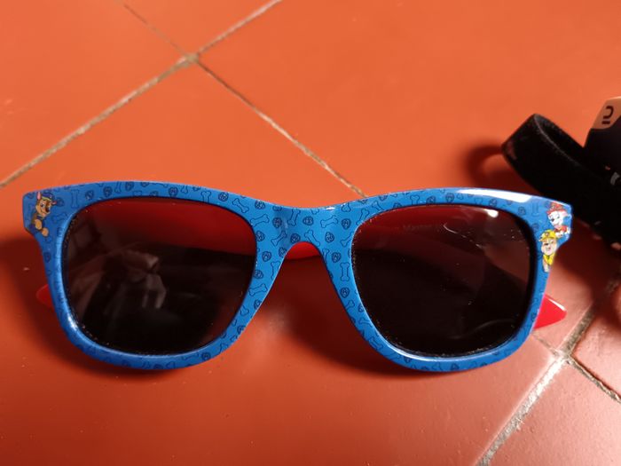 Lot lunettes de soleil - photo numéro 2