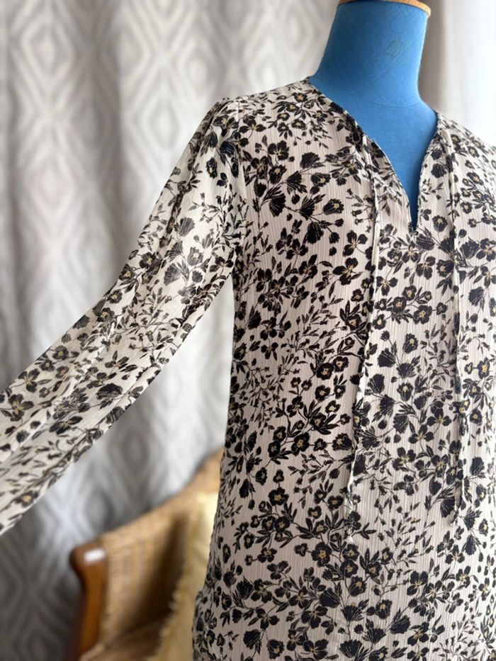 Robe a motif fleuri Elora - noir/blanc - taille 34/XS - en très bon état - photo numéro 3