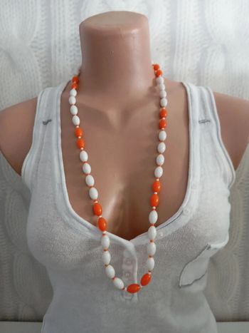 Sautoir vintage plastique