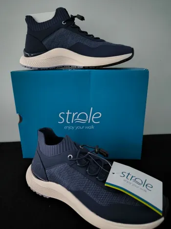 Basket strole taille 38,5 neuve