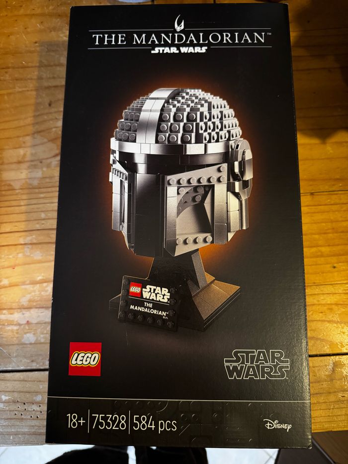 Casque Lego star Ward neuf 75328