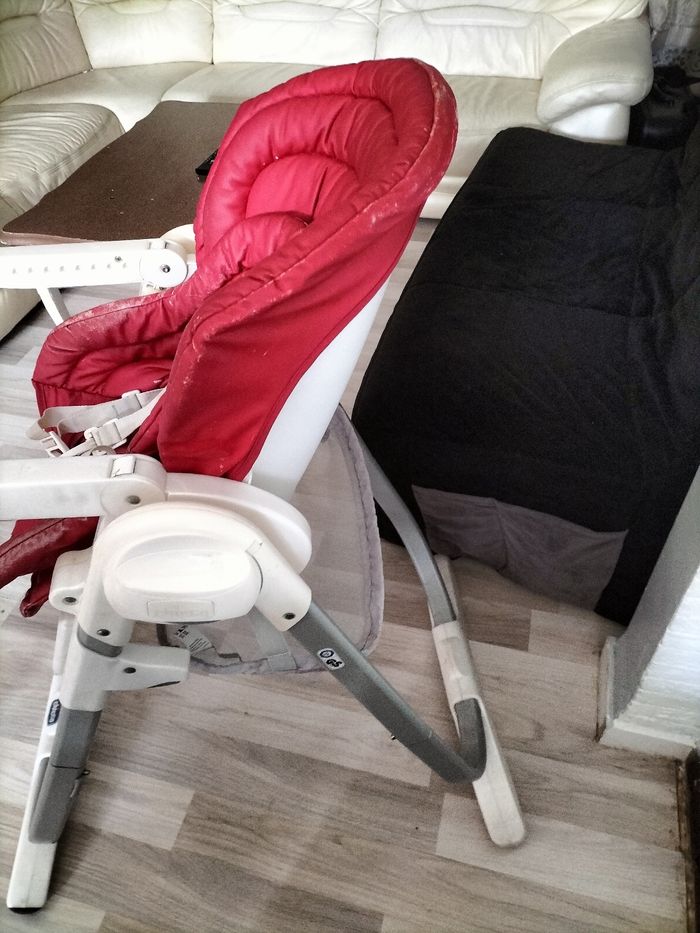 Chaise haute Chicco - photo numéro 2