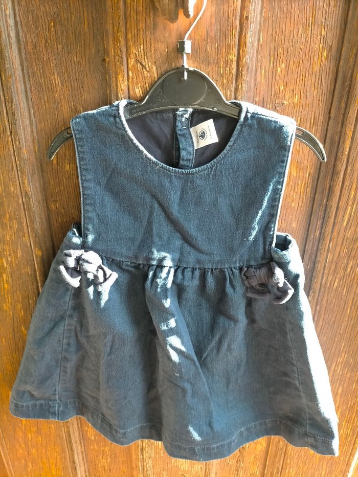 Très jolie robe Petit bateau 3 ans
