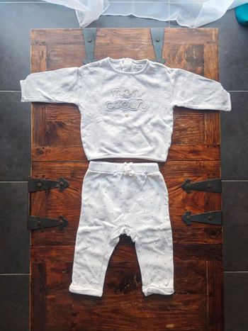 Lot de vêtements 18 mois