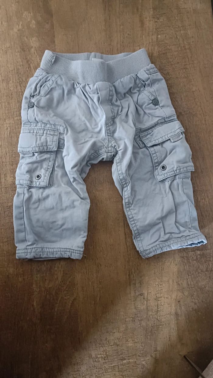 Lot 3 pantalons 6 mois - photo numéro 8