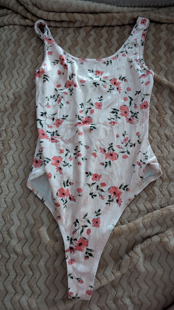 Body rose velours