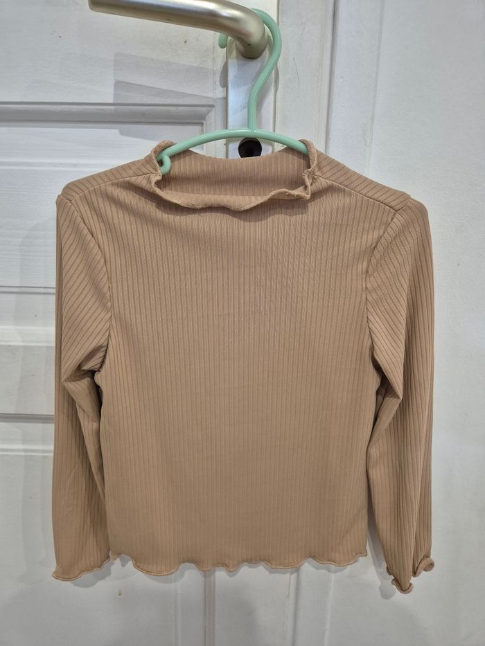 Lot de 9 tee shirt manches longues 4 ans (diverses marques) - photo numéro 4