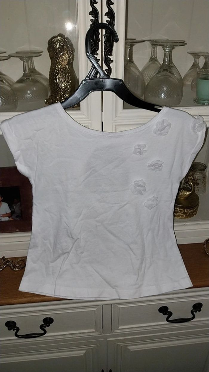 Tshirt blanc pompons très bon état by La Redoute Taille 6 ans