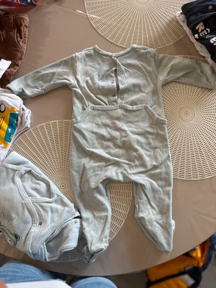 2 Pyjama 12 m - photo numéro 4