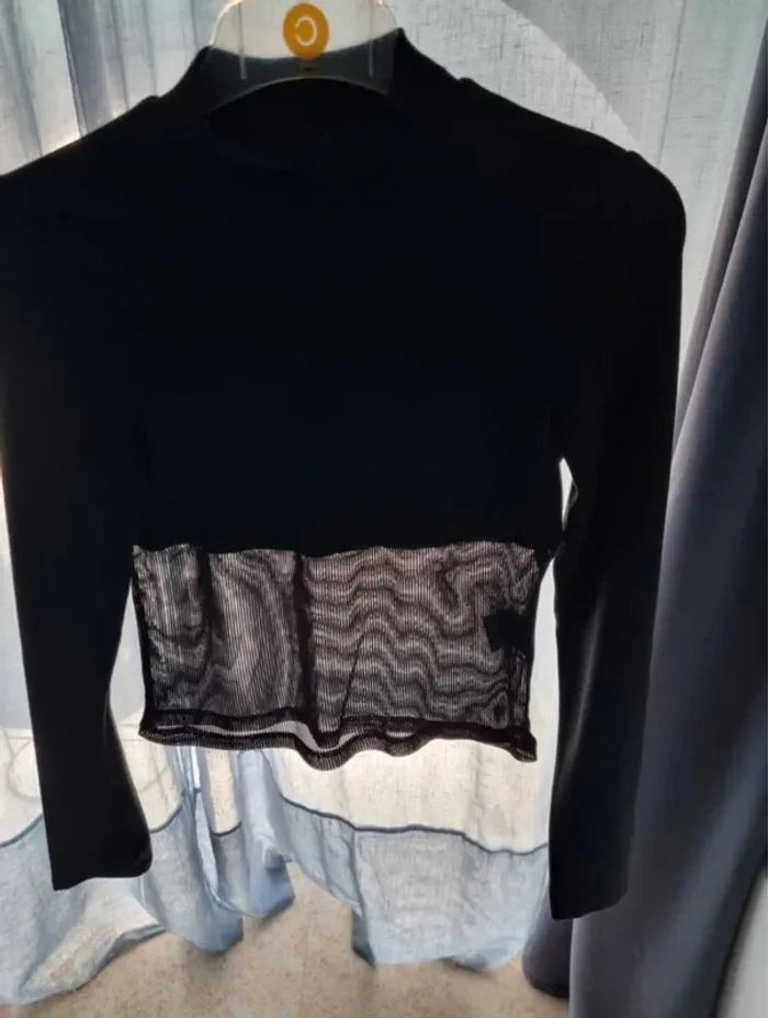 Tee-shirt noir T36/38 - Neuf 🖤