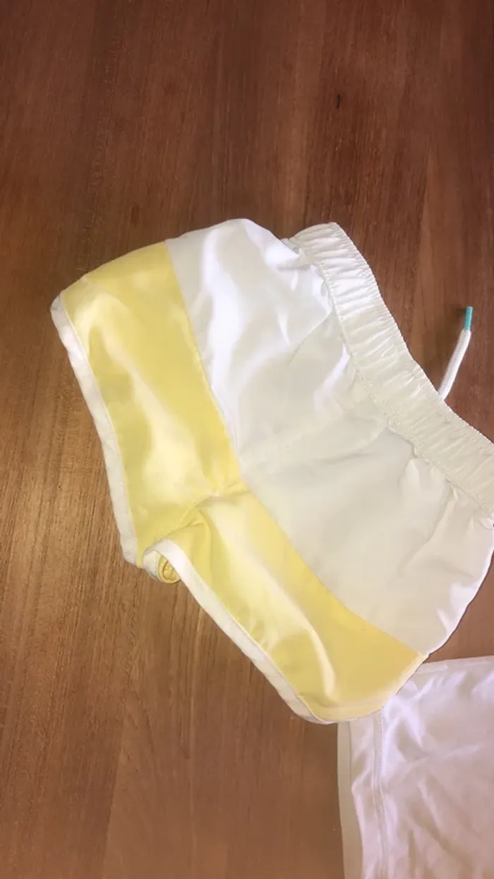 Haut de maillotà 18 mois+ bas de maillot 18 mois kiabi - photo numéro 4