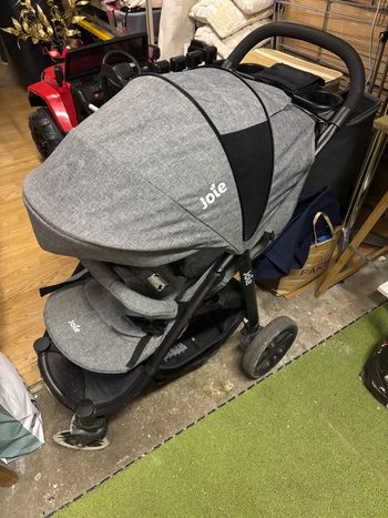 Poussette joie - Bon état sur Beebs