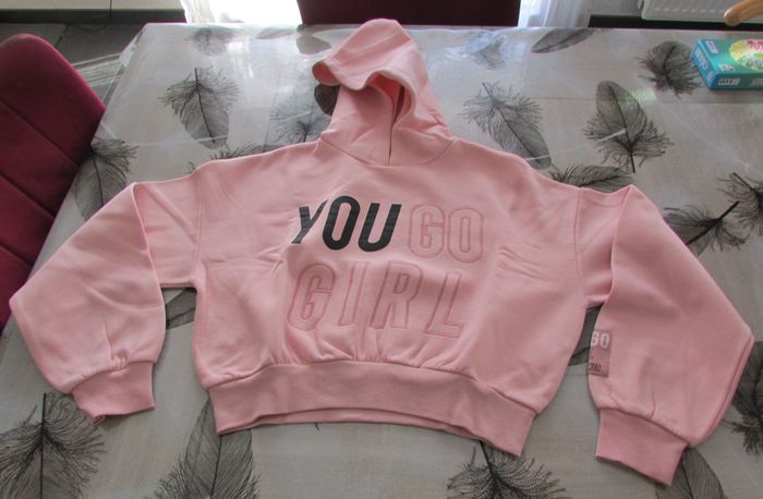 Sweat à capuche court femme Taille M