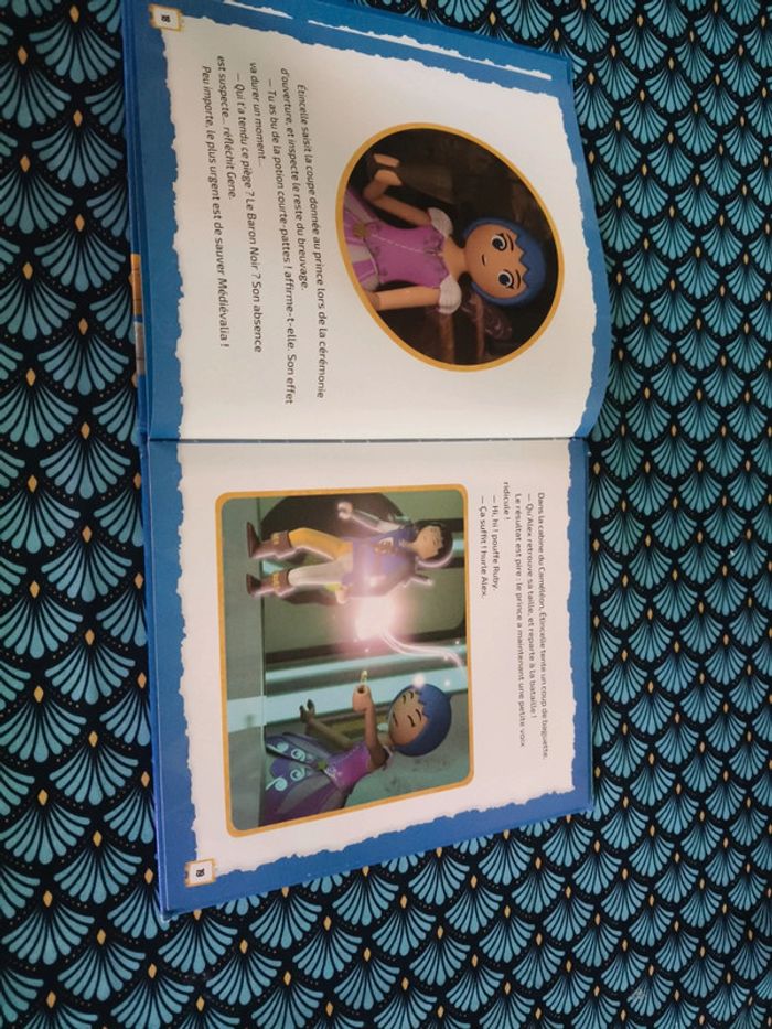 Livre super 4 playmobil - photo numéro 4