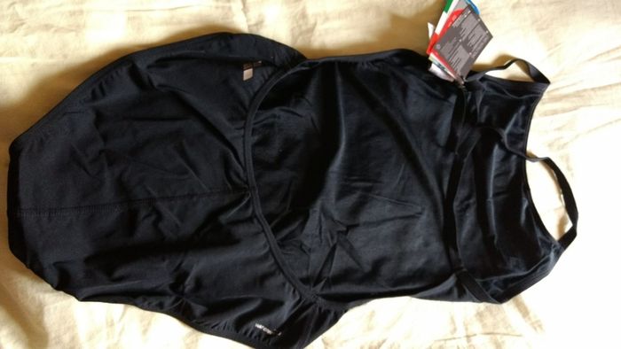 Maillot de bain arena t 46 - photo numéro 3