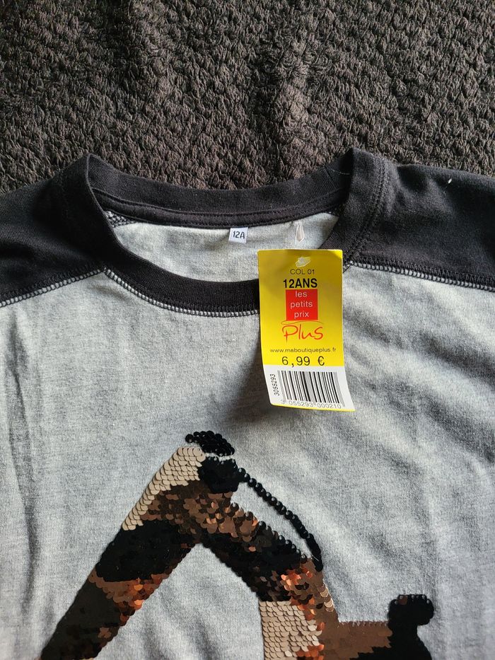 Vends T-shirt manches longues