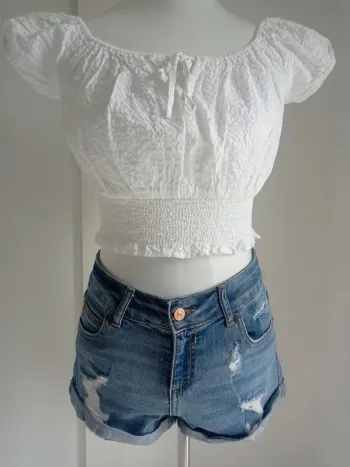 Short en jean's bleu clair délavé troué fashion original denim T.38 Jennyfer