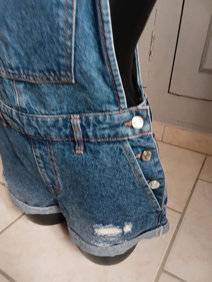 Salopette pull and bear taille 36 🌹 - photo numéro 2