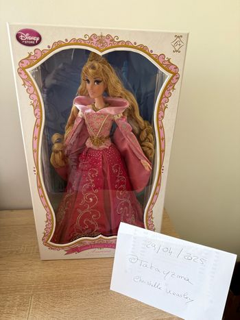 Poupée Aurore édition limitée Disney