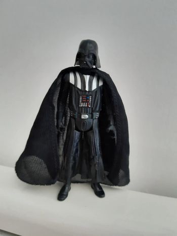 Figurine star wars dark vador