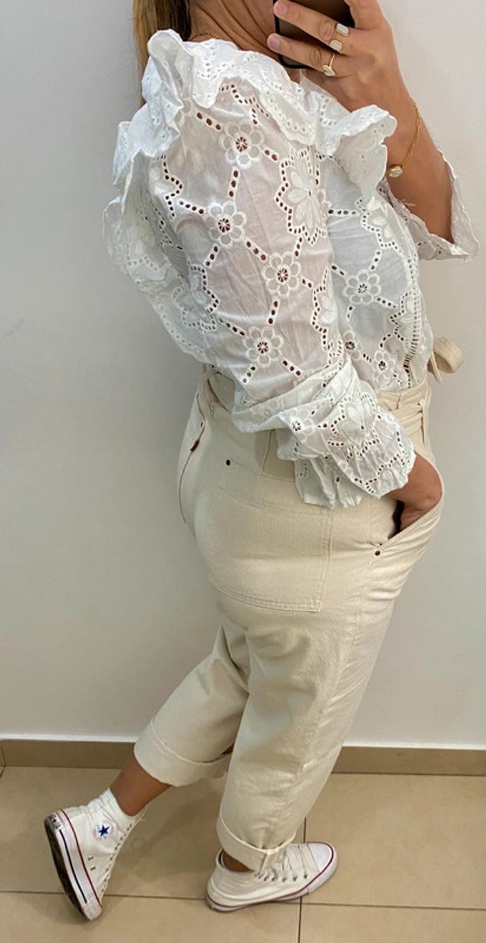 Jolie Blouse Romantique Avec Broderie Anglaise Er Volant Taille S-M - photo numéro 8