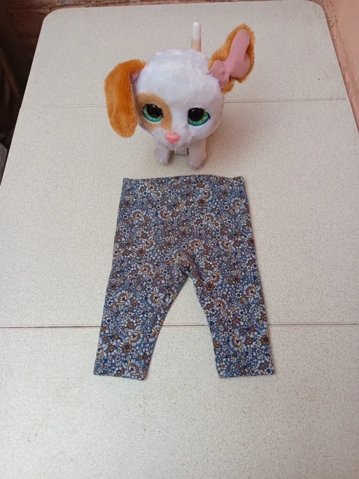 Pantalon sergent major très bon état 3mois