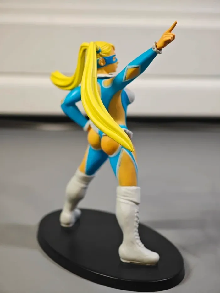 Figurine Street Fighter : R.Mika officielle Capcom 12cm sans boîte - photo numéro 4