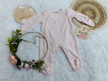 Pyjama 1 mois orchestra neuf