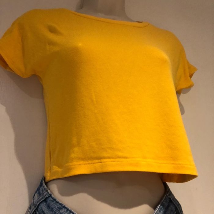 T-shirt court Zara trafaluc jaune taille S - photo numéro 17